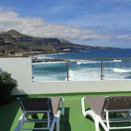 Mary's * Moya (Gran Canaria)